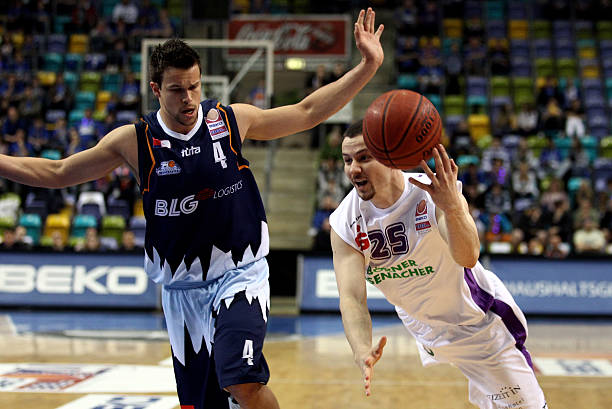 何重建信心 何重建信心