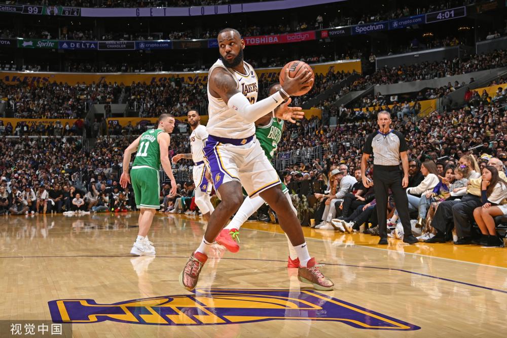 表达对她的 表达对她的