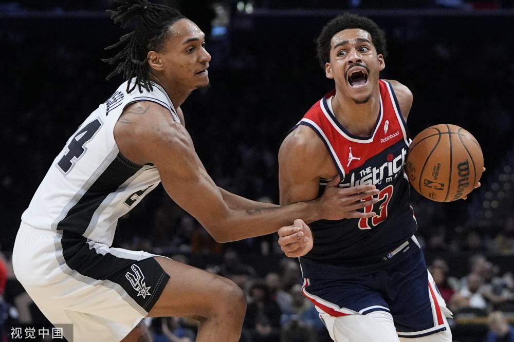 镜头切到西 镜头切到西